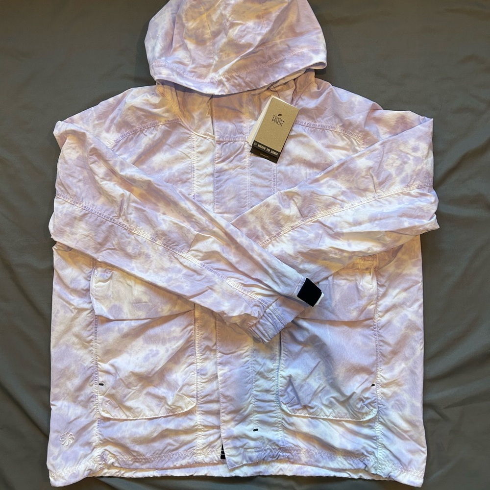 Nike Tech Pack BackPack Windbreaker (BRAND NEW W TAGS)